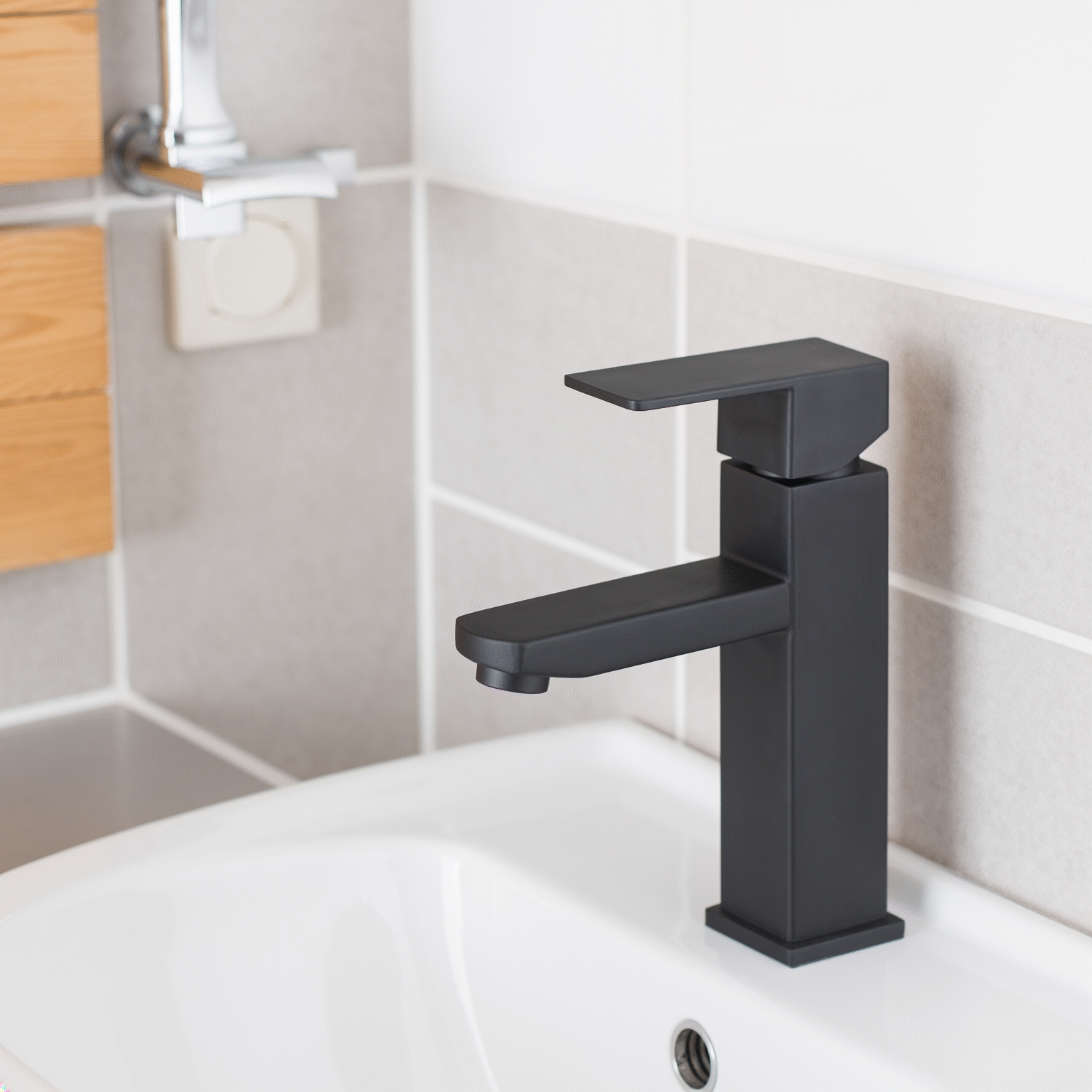 宗曄-30C-B128MB 不鏽鋼單孔面盆龍頭 (啞黑)